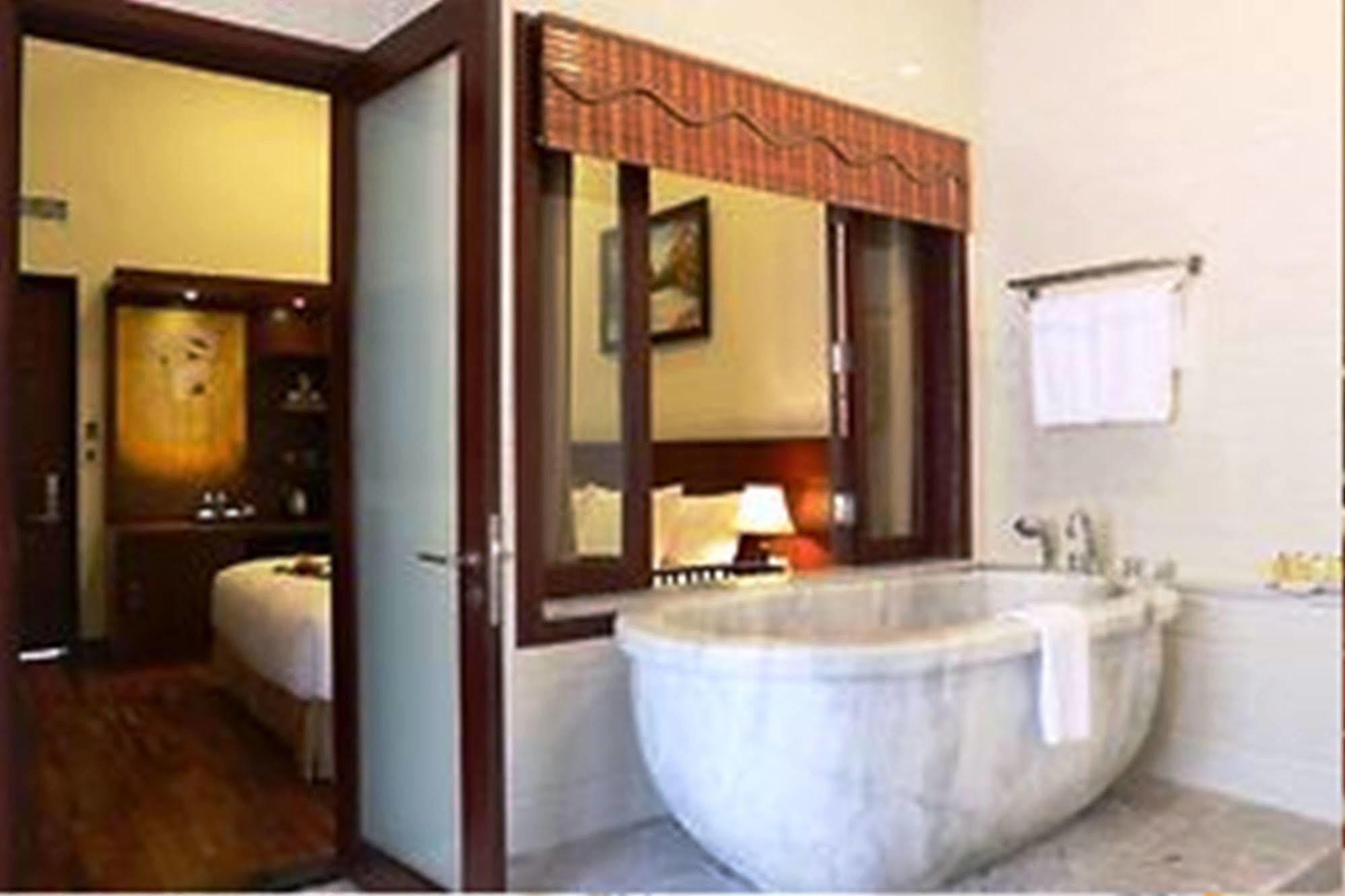 Da Nang Nemo Hotel Екстериор снимка