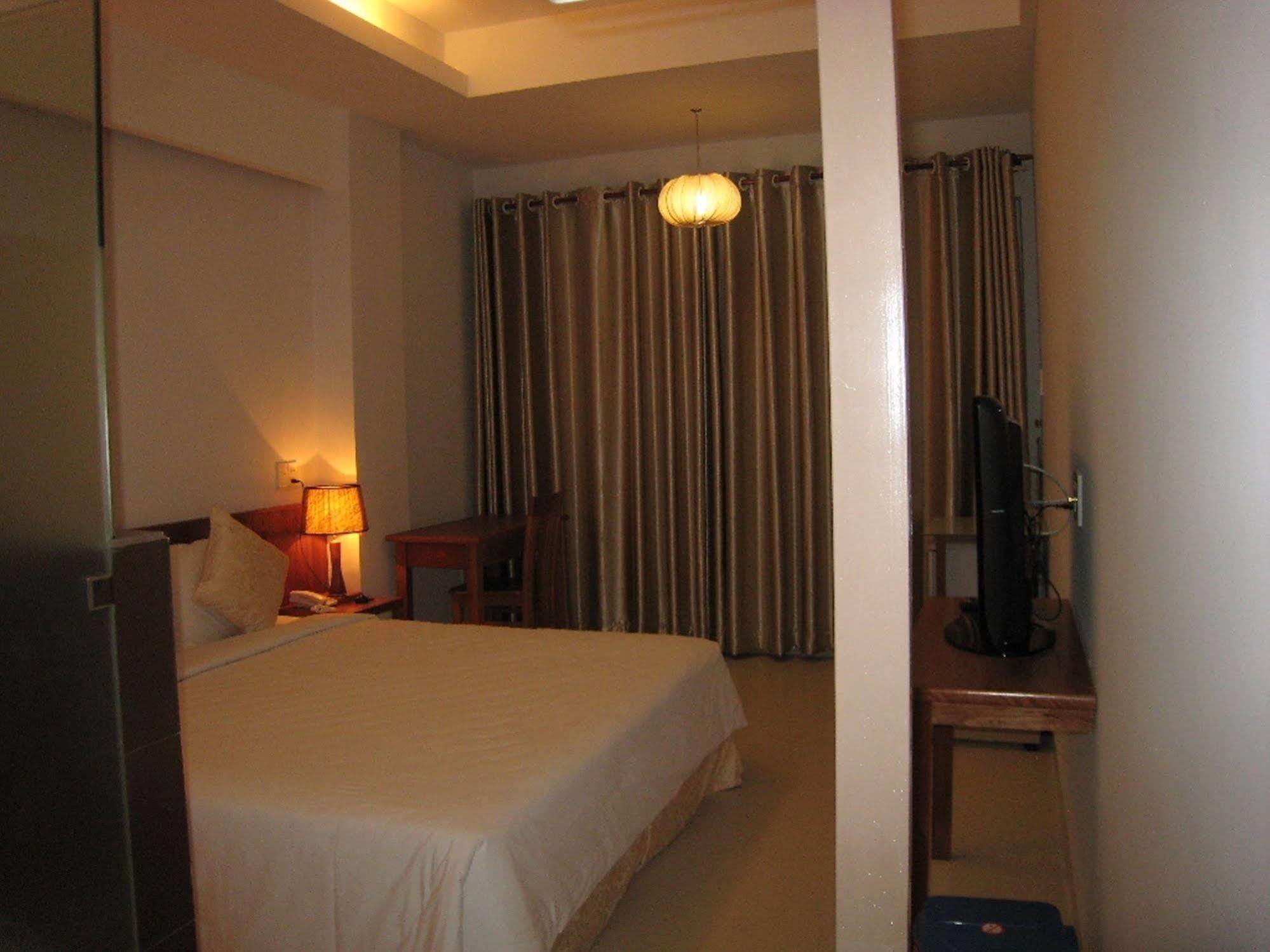 Da Nang Nemo Hotel Екстериор снимка
